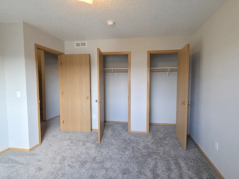 Valley Townhomes — Photo 11