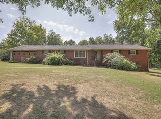 365 Riverbend Country Club Rd, Shelbyville, TN 37160