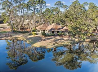 11 Strawberry Hill Rd, Hilton Head Island, SC 29928