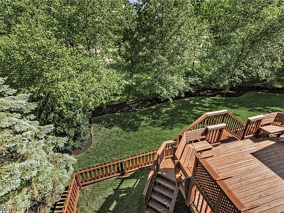 2nd image of 7496 Berkeley Ln