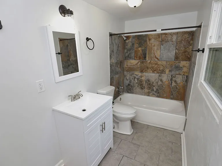 2702 Old Quintard Ave — Photo 7