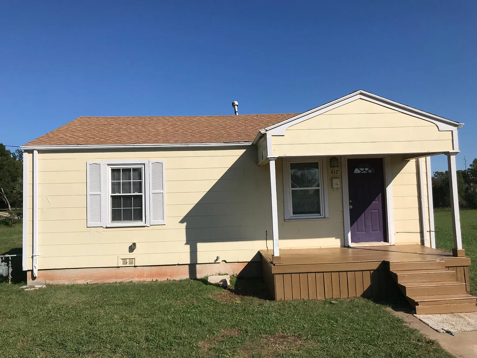 2 bed, 950 sqft, $1,200 — Photo 1