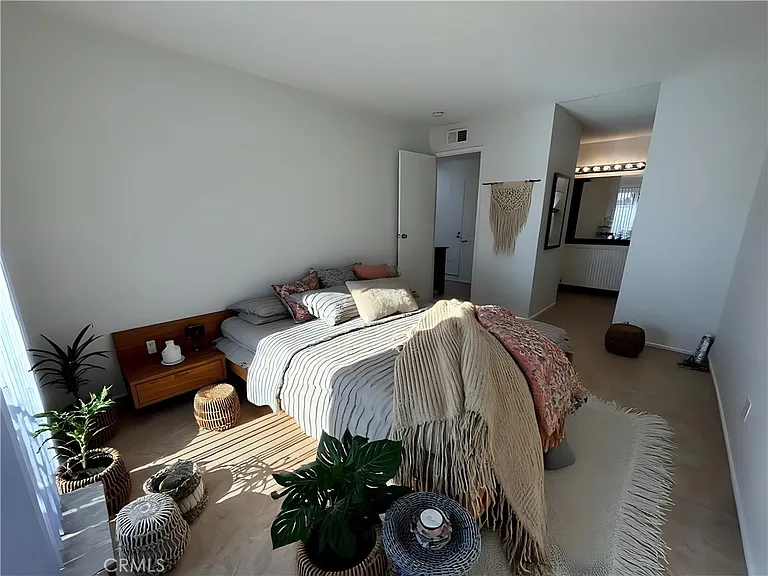 51099 Eisenhower Dr #3 — Photo 3