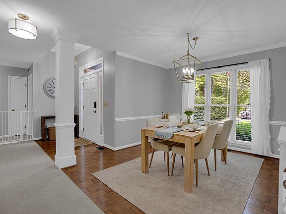 5th image of 108 Amelia Ct