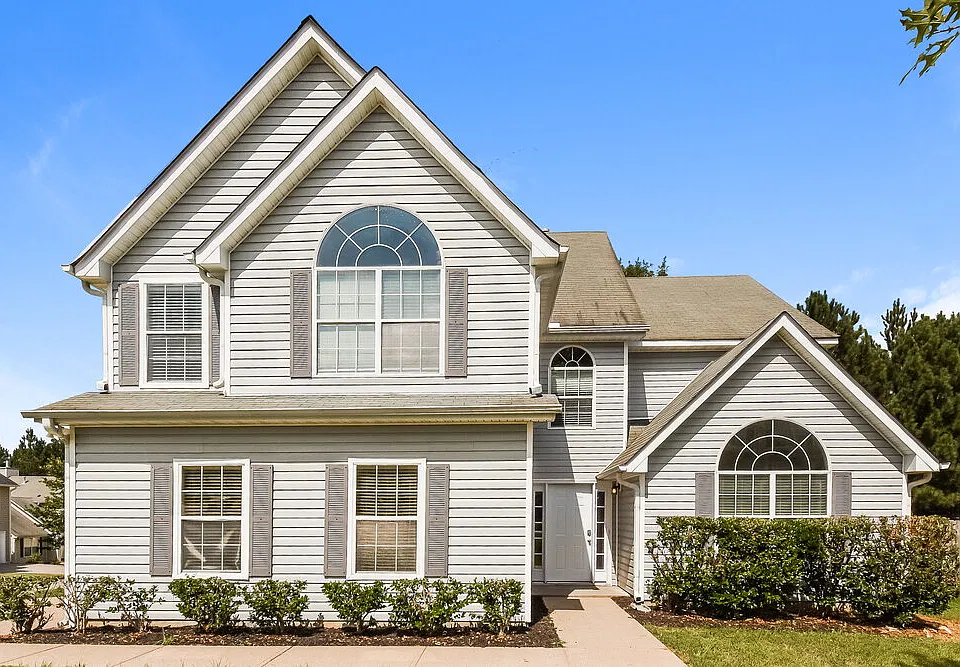 504 Baywood Way