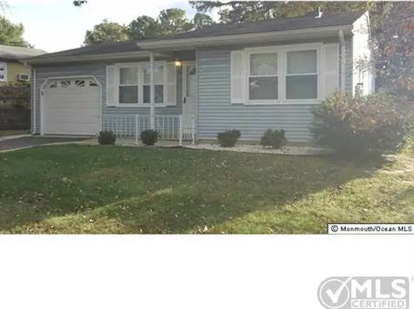 35 Keene St #72, Whiting, NJ 08759