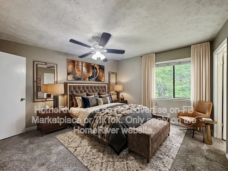 323 Park Ridge Ct — Photo 4