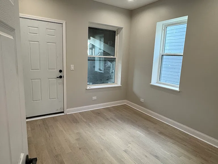 3224 W Hirsch St #2 — Photo 11