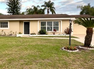 3605 Fenway Dr, Sarasota, FL 34232