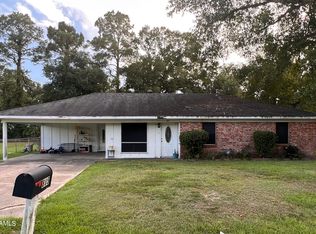 815 S Shireview Cir, Abbeville, LA 70510
