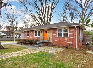 834 Alberson Ct, Decatur, GA 30033