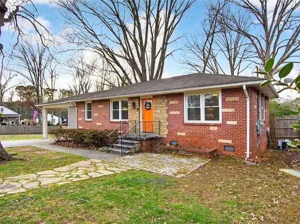 834 Alberson Ct, Decatur, GA 30033