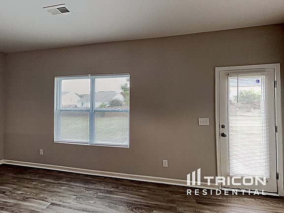 4th image of 132 Altondale Dr
