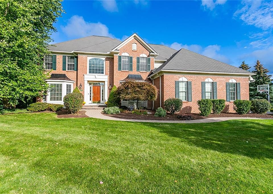1st image of 3 Lusk Farm Cir