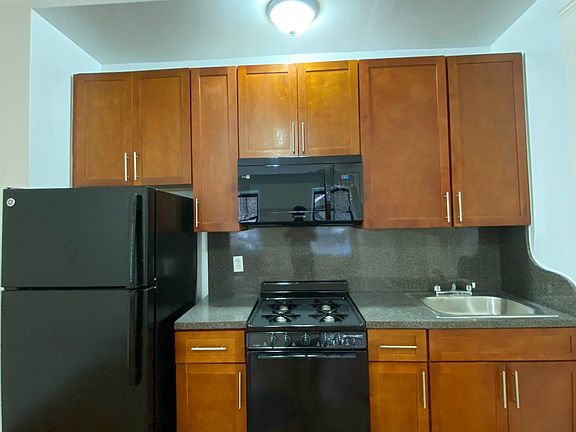 5th image of 83-83 118th St #1R