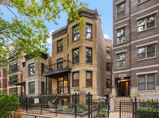 832 W Roscoe St APT 1, Chicago, IL 60657