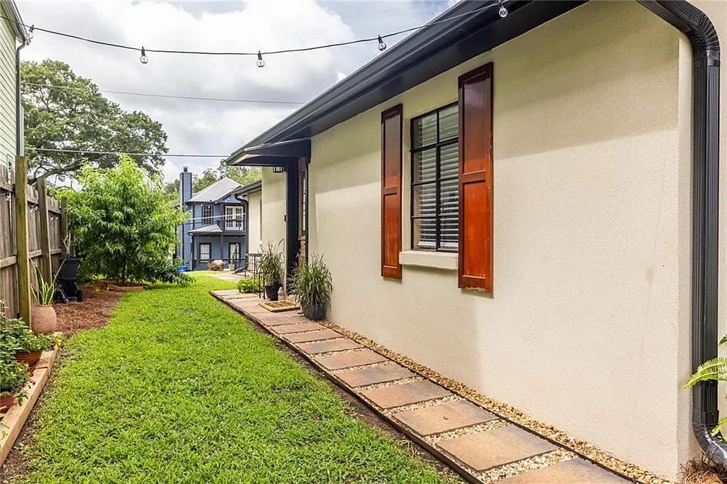 1 bed, 1.0 bath, 572 sqft, $2,200 — Photo 3