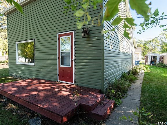 3rd image of 308 2nd Street E