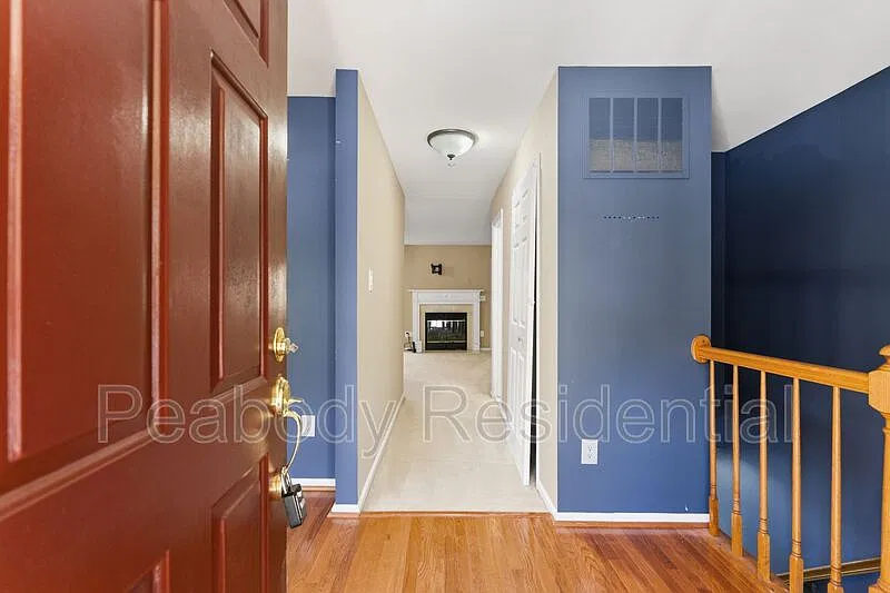 2 bed, 2.5 bath, 1104 sqft, $2,150 — Photo 4