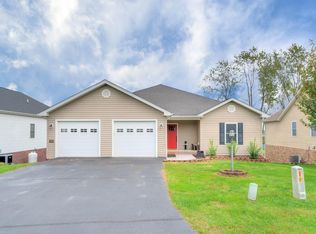 1909 Wilshire Ln, Pulaski, VA 24301