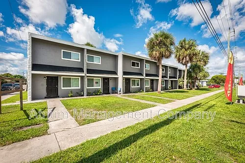 825 E University Blvd #109 Photo 1