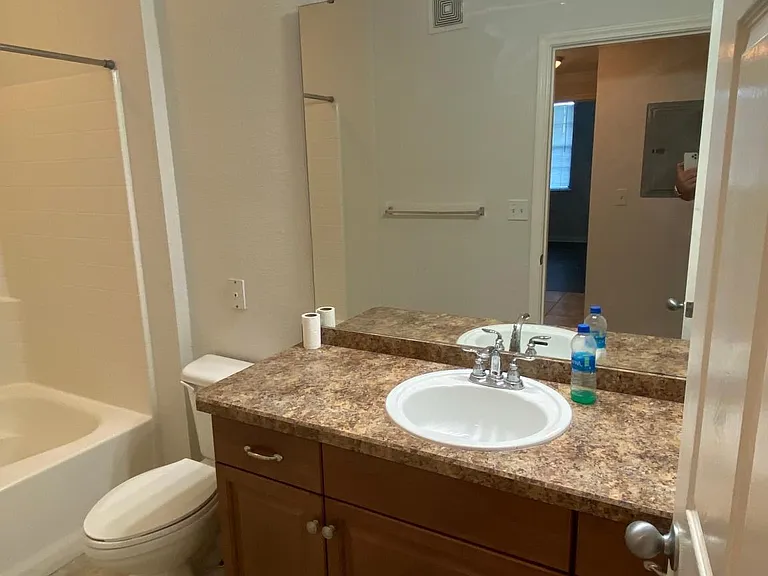 911 N Orange Ave #510 — Photo 35