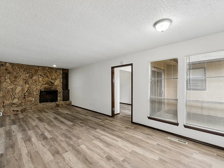 3807 Bradfred Dr #3809 — Photo 10