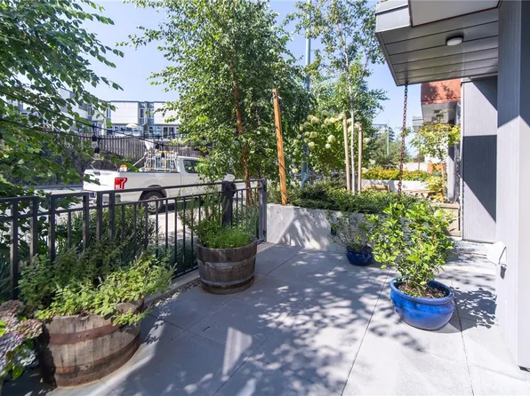 369 Tyee Rd #108, Victoria, BC V9A 0B6