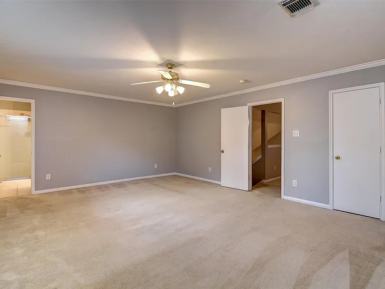 2114 Whirlaway Dr — Photo 39