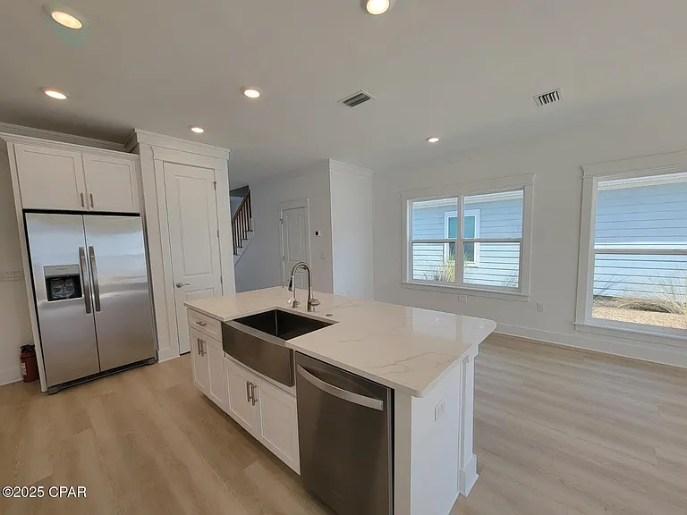 824 Walsonham Dr — Photo 6