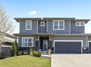 8711 S 169th St, Omaha, NE 68136