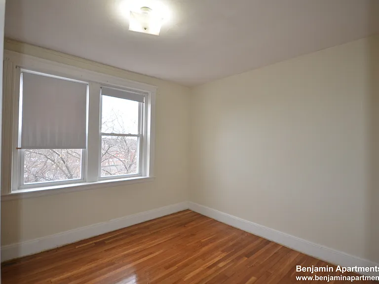 1820 Commonwealth Ave #19 — Photo 4