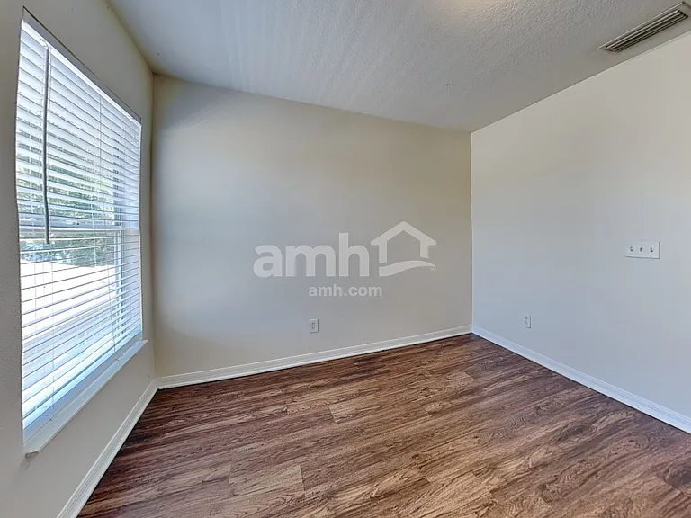 8523 Deer Chase Dr — Photo 16