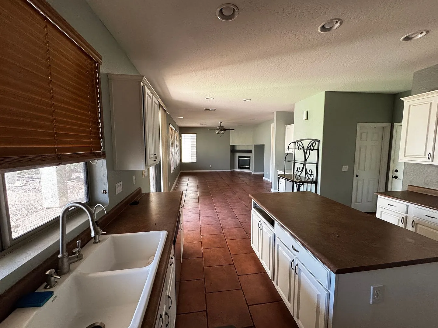 Emaculate 4bed 2.5 bath in the heart of Anthem! — Photo 4
