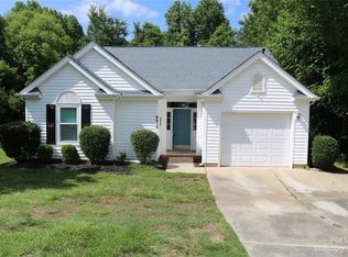 9813 Stephen Thompson Ln, Charlotte, NC 28213