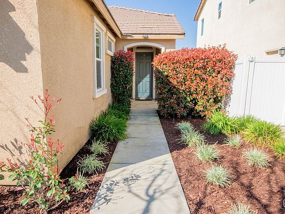 5th image of 509 Jewel Flower St