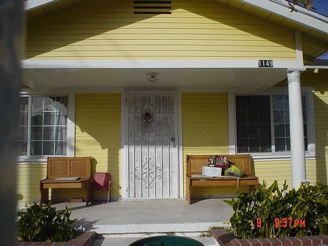 1st image of 1149 W 106th St
