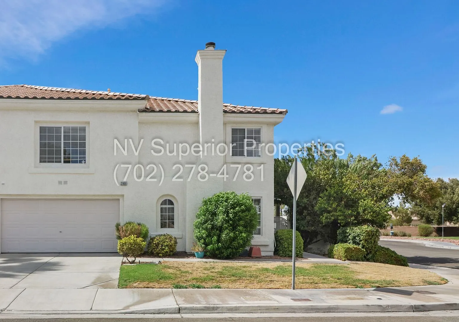 Henderson!! 3 Bedrooms!! 2 Car Garage!! Community Pool!! Spa!! Clubhouse!! Fitness Center — Photo 3