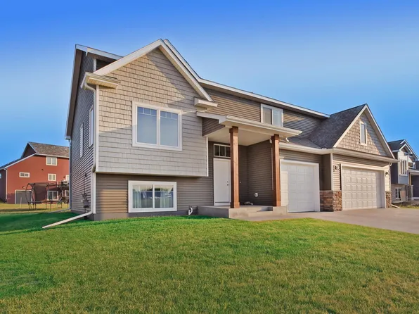 606 22nd St NE, Kasson, MN 55944