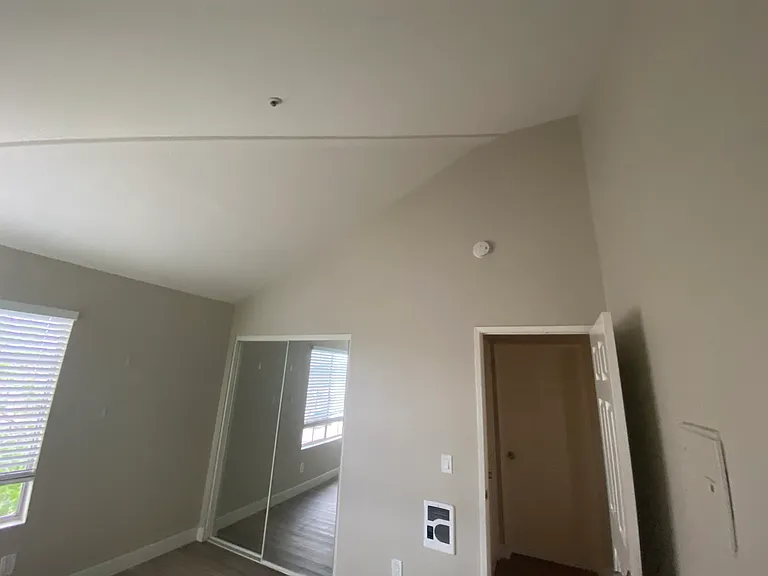 1202 Donax Ave #9 — Photo 3