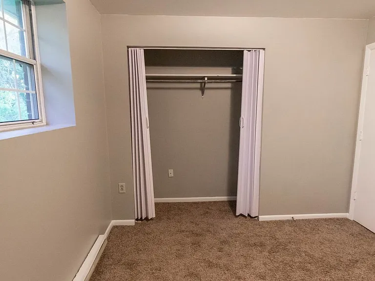Meadow View Apartments — Photo 38