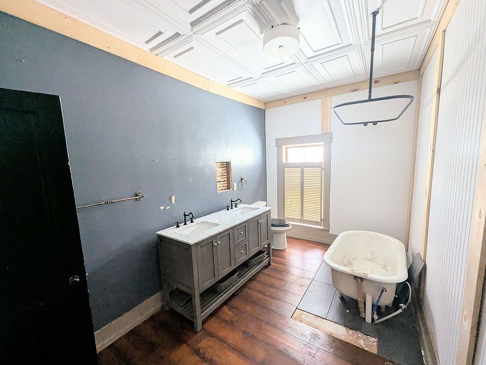 40th image of this home