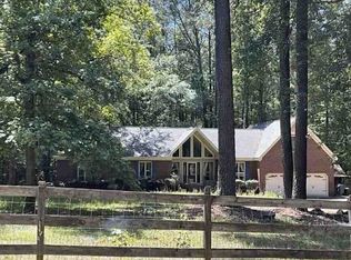 1941 Hilltop Rd, Raleigh, NC 27610