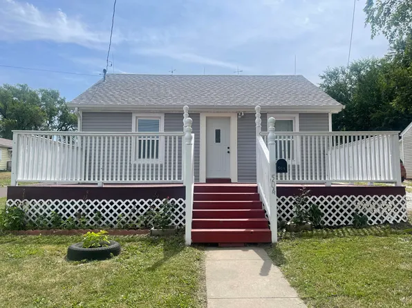 504 Carroll Ave, Marshall, MO 65340