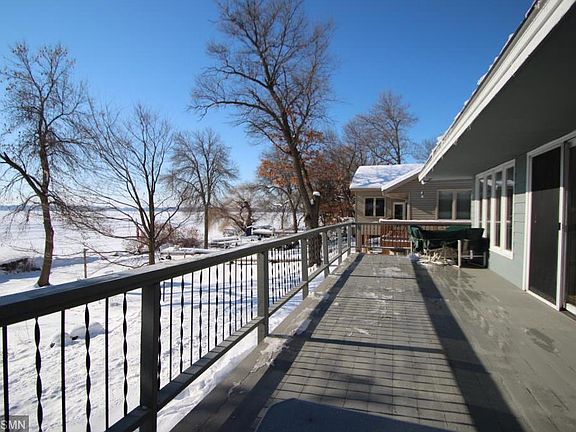 2nd image of 18369 Lakeview Point Dr NE