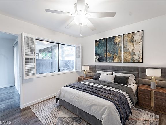 3rd image of 6275 Canoga Ave APT 61