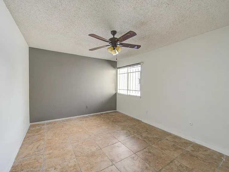 13004 Greenway Chase Ct #13004 — Photo 2