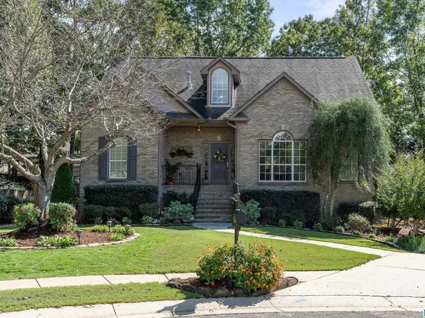 6205 Barkwood Cir, Trussville, AL 35173