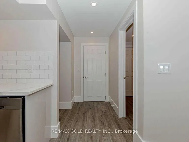 3352 Vernon Powell Dr — Photo 4