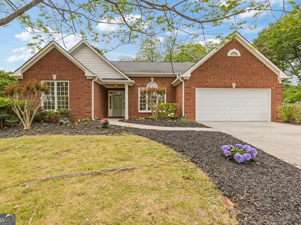3325 Woodside Cir, Alpharetta, GA 30004